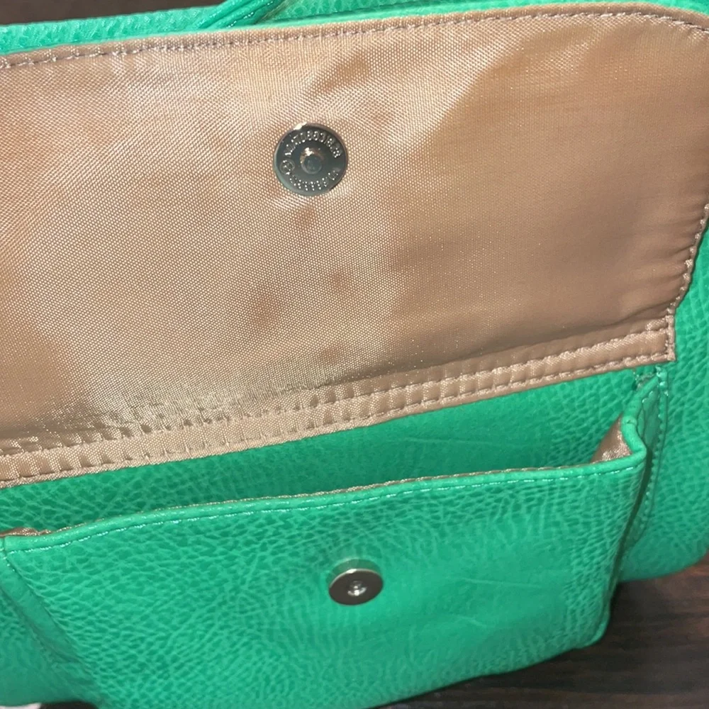 KOLTOV,‎ green crossbody/shoulder bag